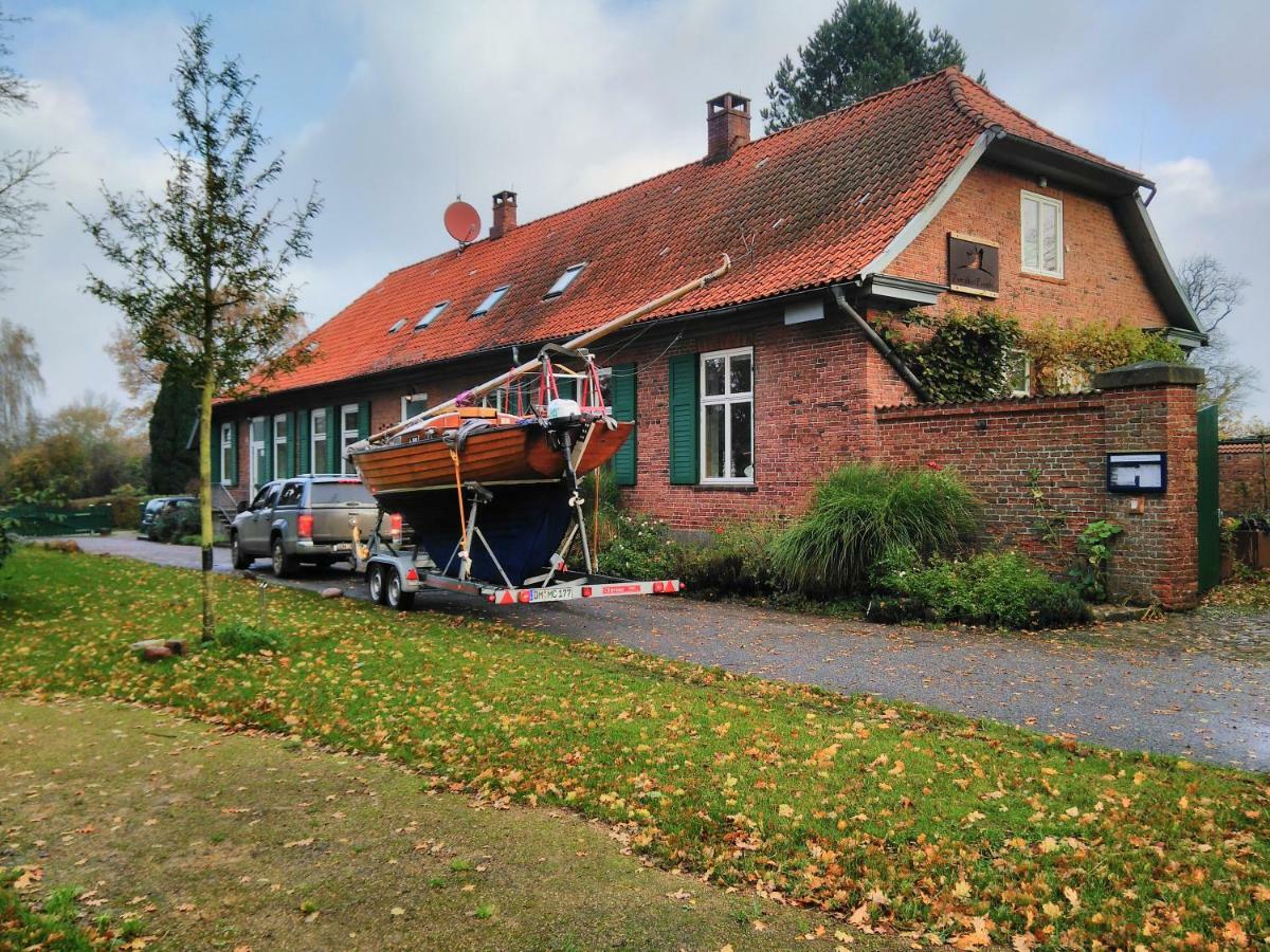4 Sterne Wohnen "Zum Alten Forsthof" Am Schlosspark, App 1 "Smuck Und Groot" Eutin Exterior photo